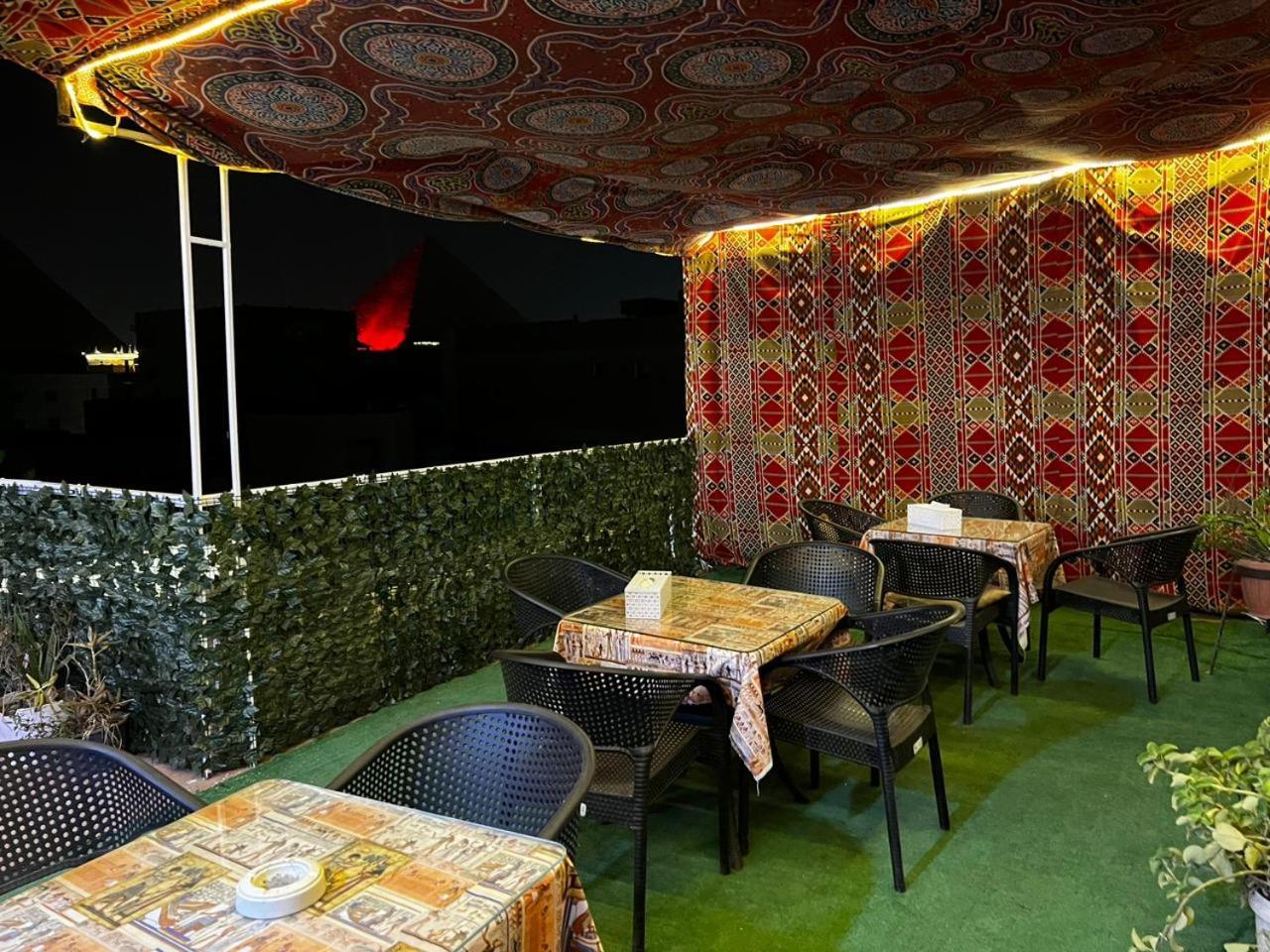 Jana Pyramids View In 3 Bed & Breakfast Kafrat al Jabal Exterior photo