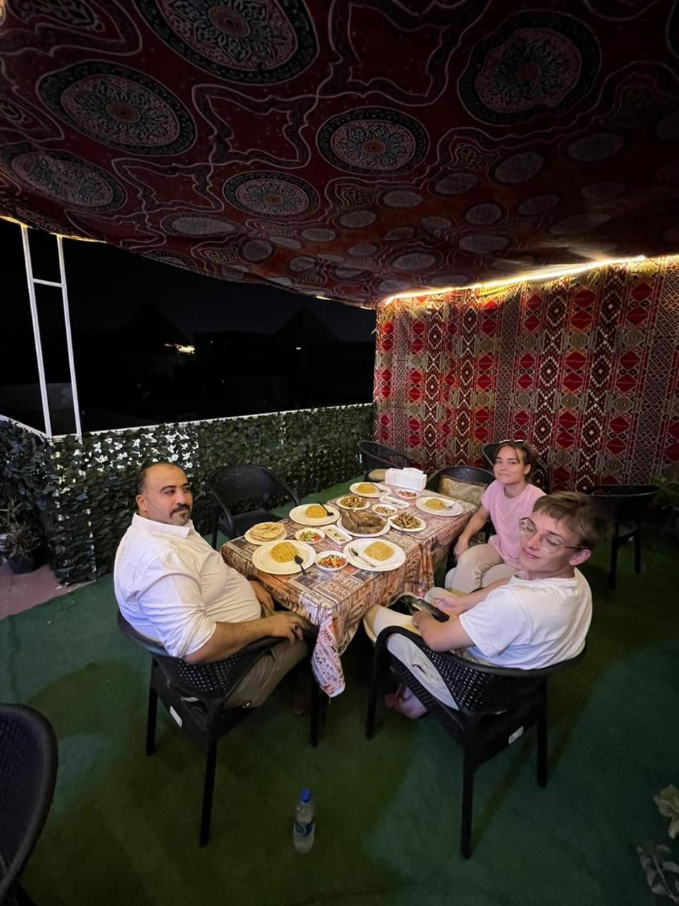 Jana Pyramids View In 3 Bed & Breakfast Kafrat al Jabal Exterior photo